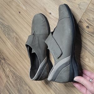 Mephisto Air-Jet Grey Leather Shoes